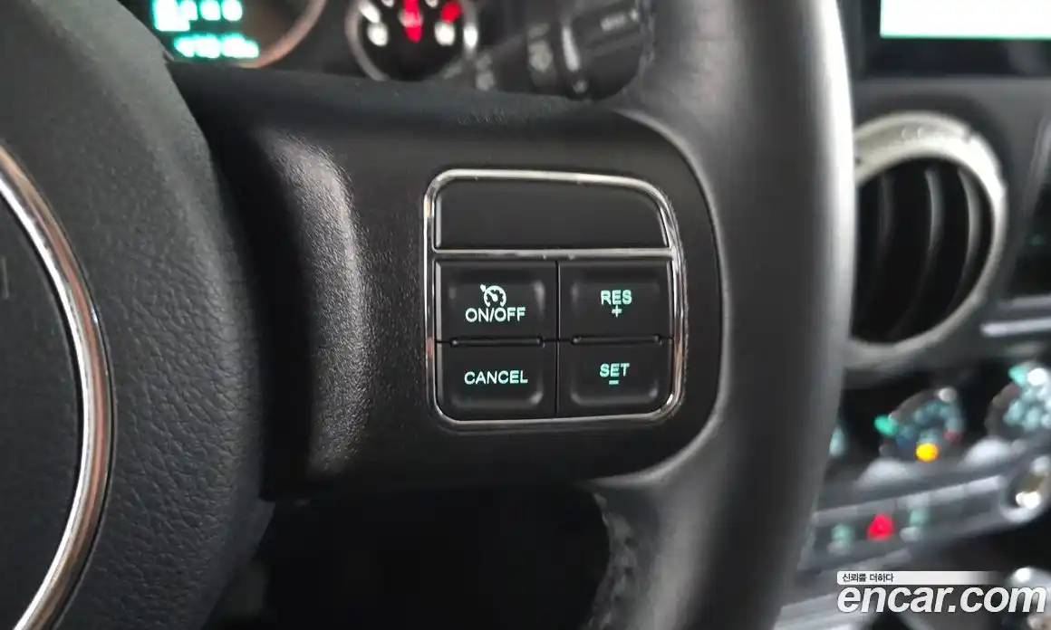 Jeep Wrangler 2016 3.6 автомат (гидро), фото 25