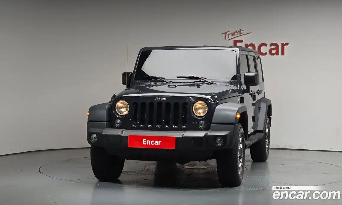 Jeep Wrangler 2016 3.6 автомат (гидро), фото 3