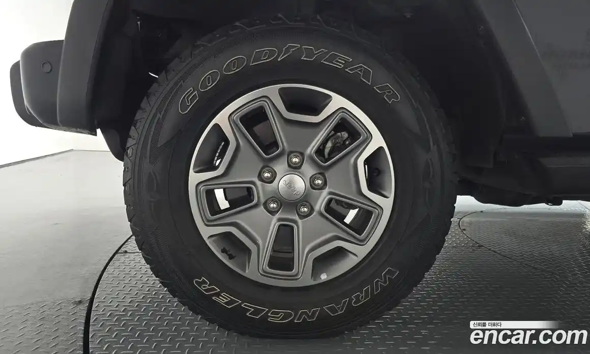 Jeep Wrangler 2016 3.6 автомат (гидро), фото 5