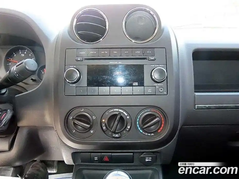 Jeep Compass 2009 2.4 автомат (гидро), фото 13