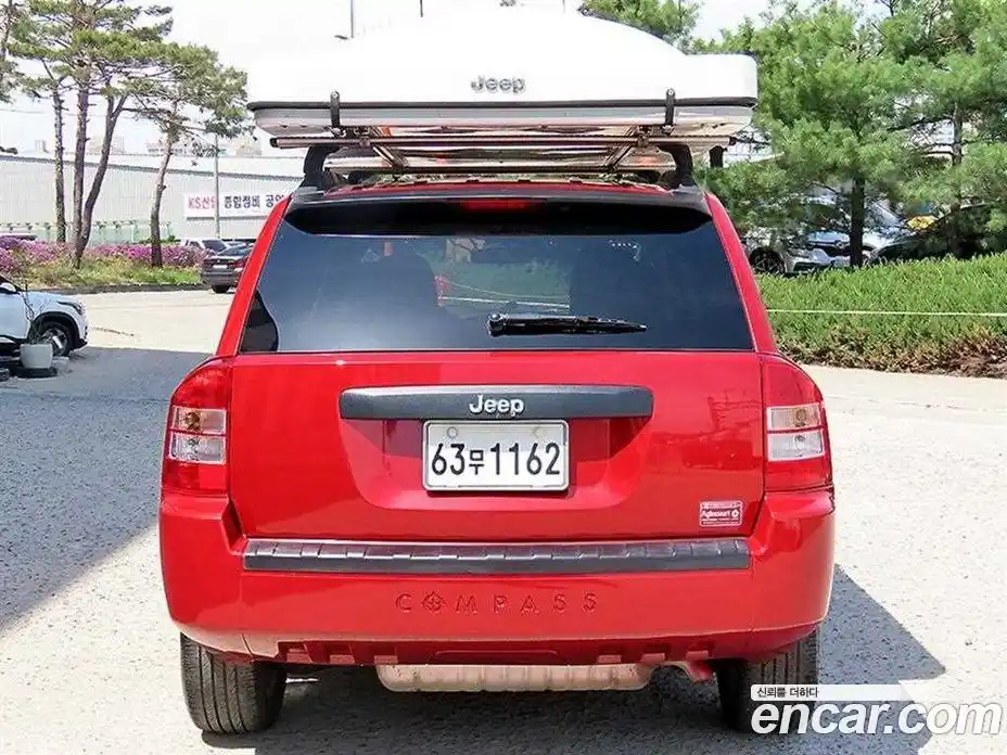 Jeep Compass 2009 2.4 автомат (гидро), фото 4