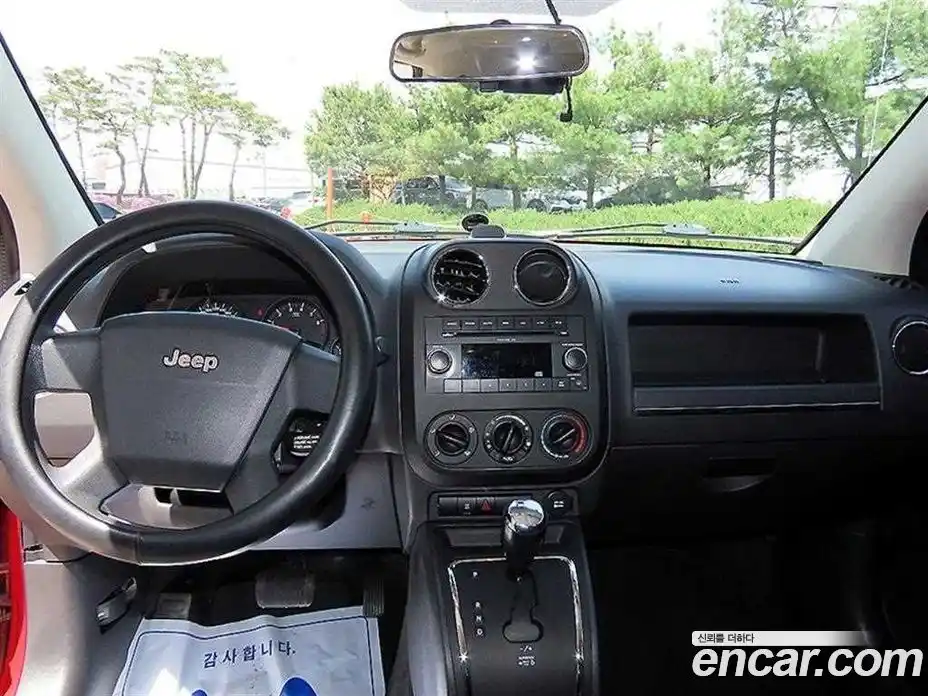 Jeep Compass 2009 2.4 автомат (гидро), фото 7