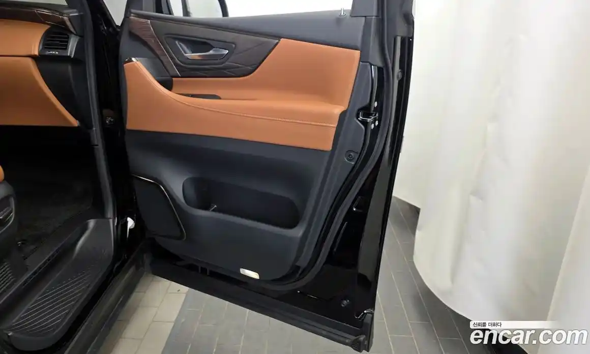 Toyota Alphard 2025 2.5 гидро, фото 14