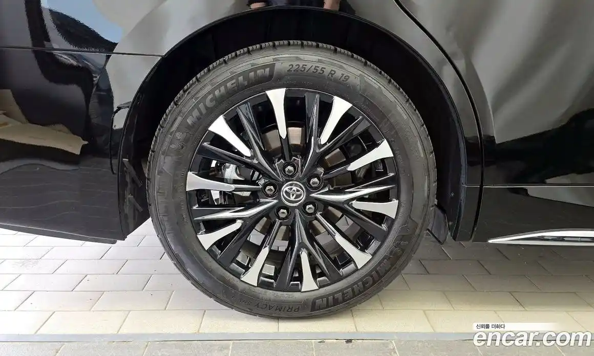 Toyota Alphard 2025 2.5 гидро, фото 4