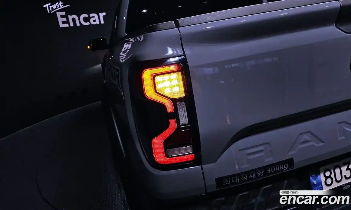 Ford Ranger 2024 2.0 автомат (гидро), фото 9