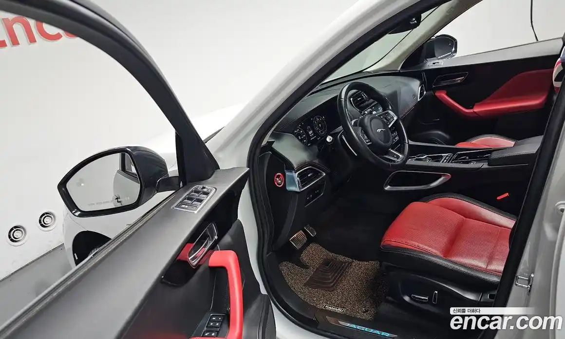 Jaguar F-Pace 2019 2.0 гидро, фото 12