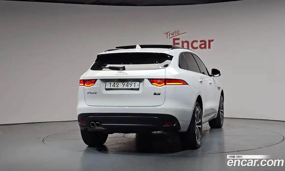Jaguar F-Pace 2019 2.0 гидро, фото 3