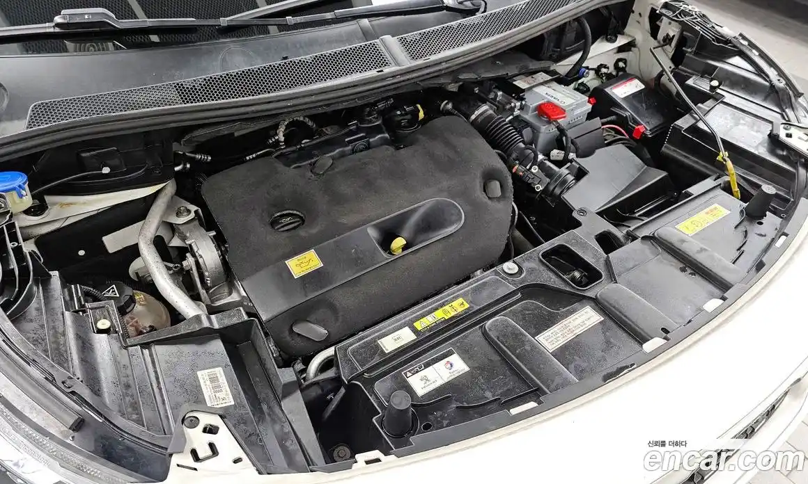 Peugeot 5008 2020 2.0 автомат (гидро), фото 6