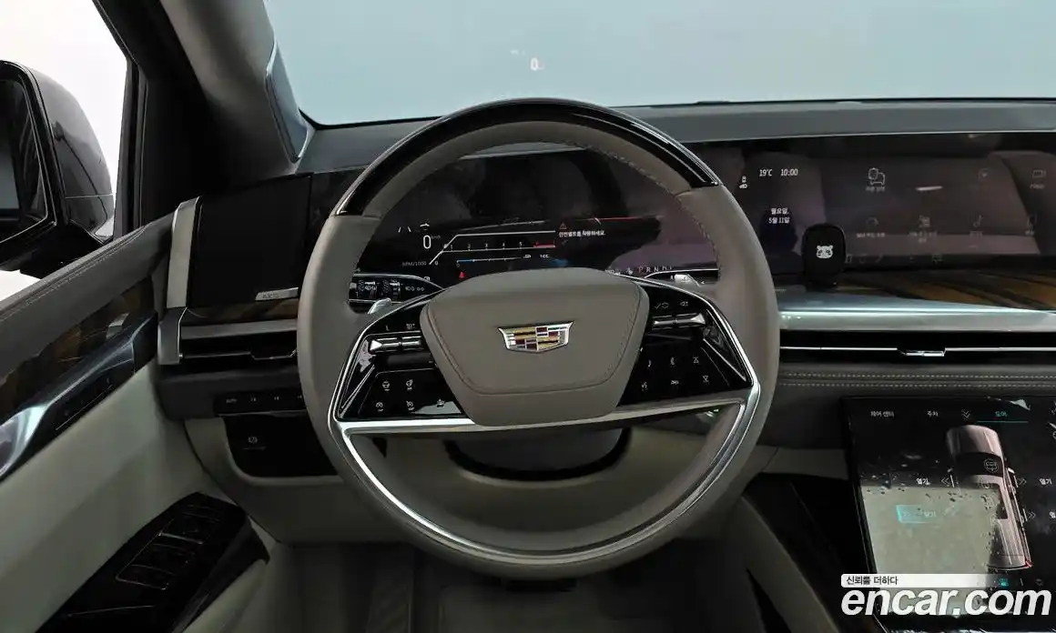 Cadillac Escalade 2025 6.2 гидро, фото 12