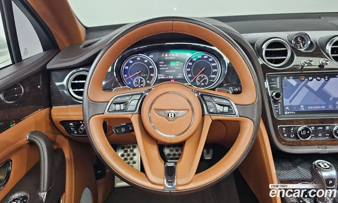 Bentley Bentayga 2019 4.0 гидро, фото 13