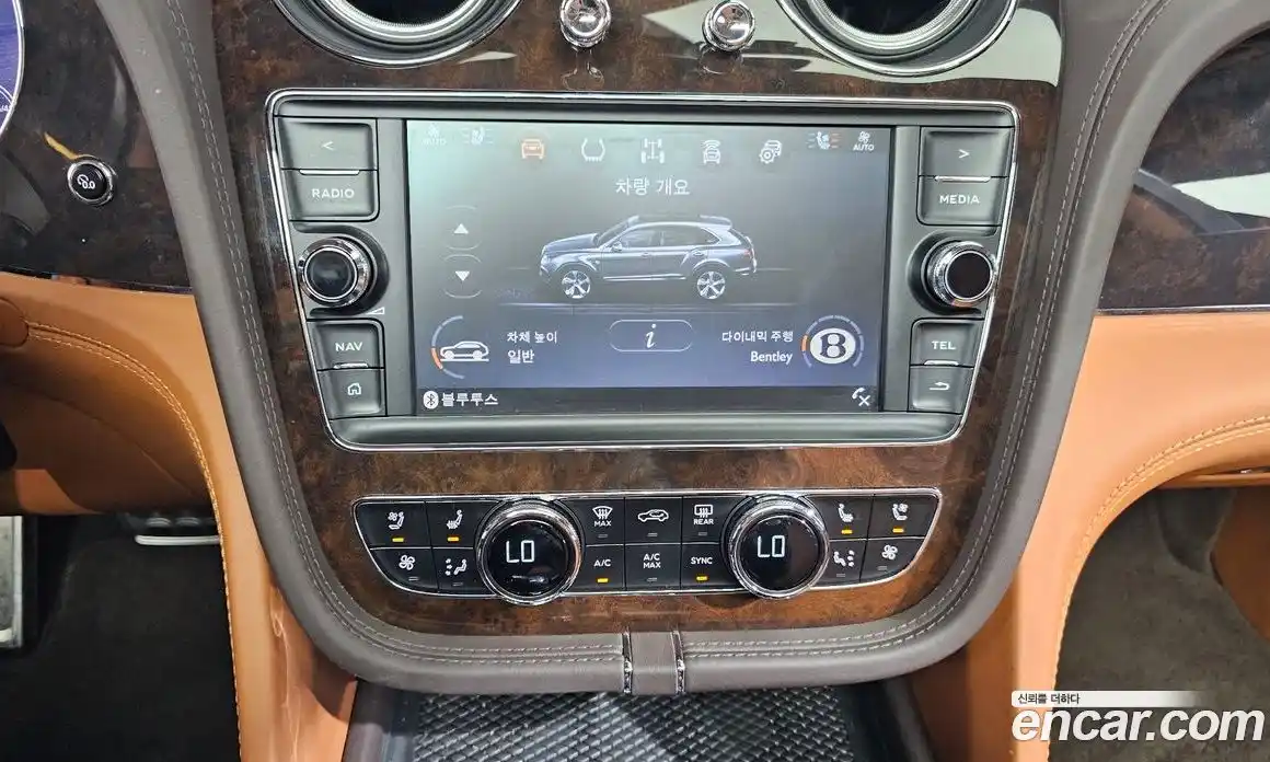 Bentley Bentayga 2019 4.0 гидро, фото 16