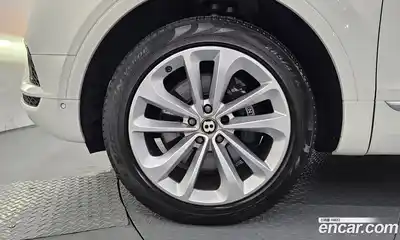 Bentley Bentayga 2019 4.0 гидро, миниатюра 5