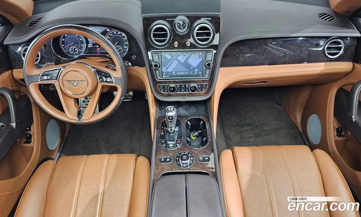 Bentley Bentayga 2019 4.0 гидро, фото 7