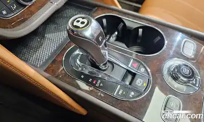 Bentley Bentayga 2019 4.0 гидро, миниатюра 9
