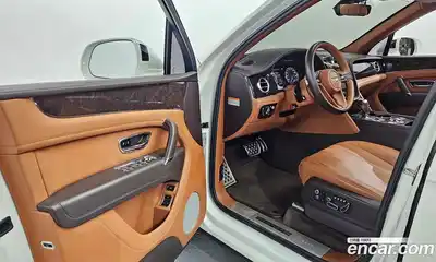 Bentley Bentayga 2019 4.0 гидро, миниатюра 10