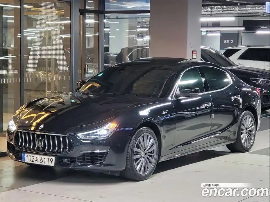 Maserati Ghibli 2022 2.0 гидро, фото 1