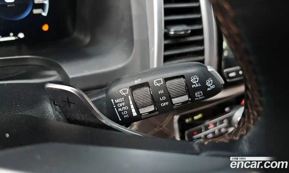 SsangYong Rexton 2023 2.2 автомат (гидро), фото 18