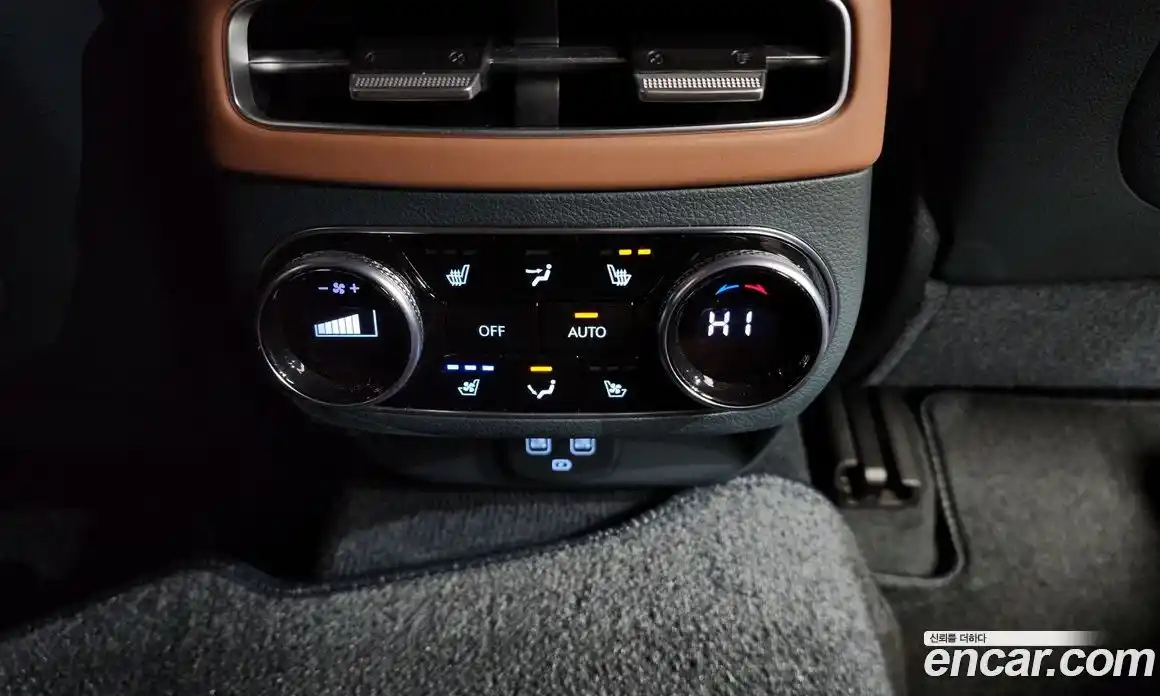 Genesis GV70 2023 2.5 автомат (гидро), фото 19