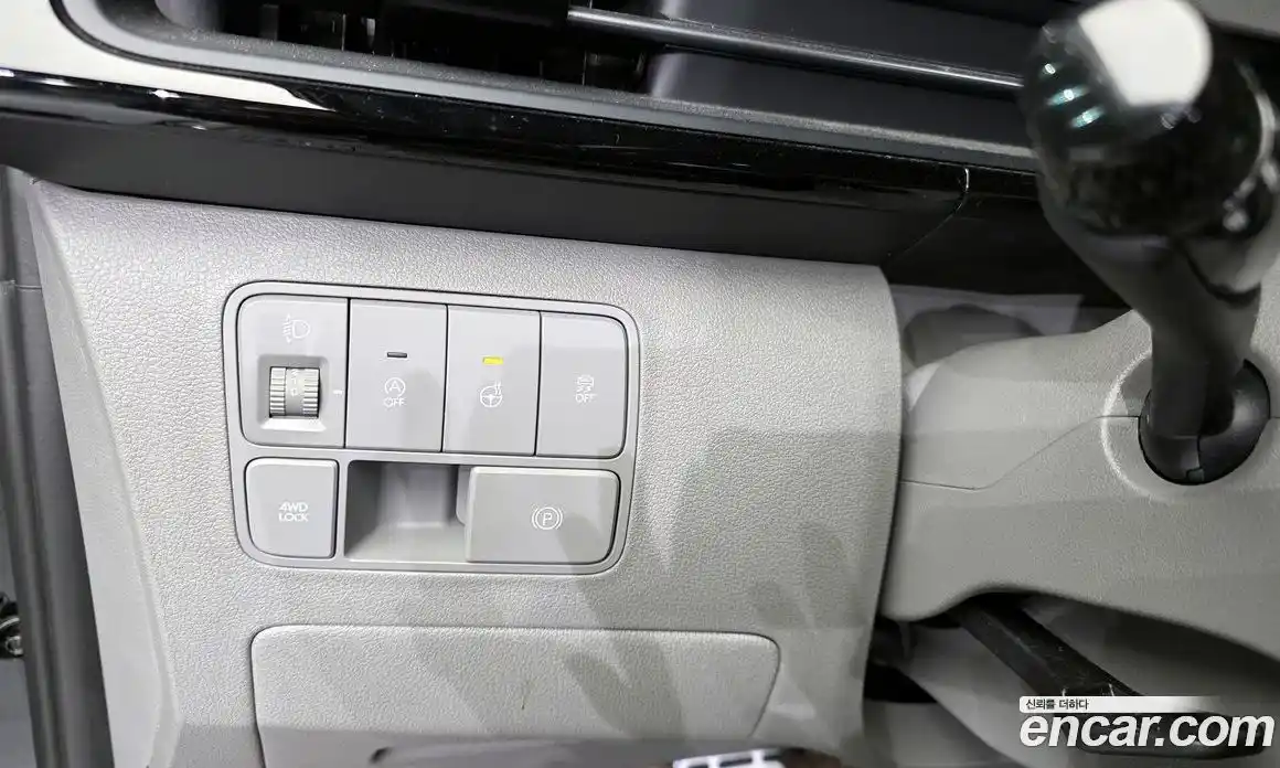 Hyundai Staria 2023 2.2 автомат (гидро), фото 15