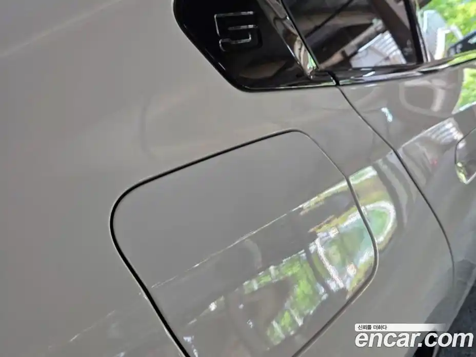BMW 5-Series 2025 2.0 гидро, фото 17