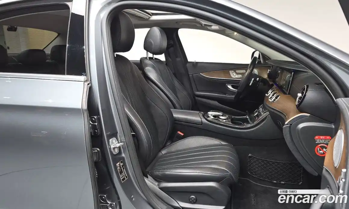 Mercedes-Benz E-Class 2018 2.0 автомат (гидро), фото 16