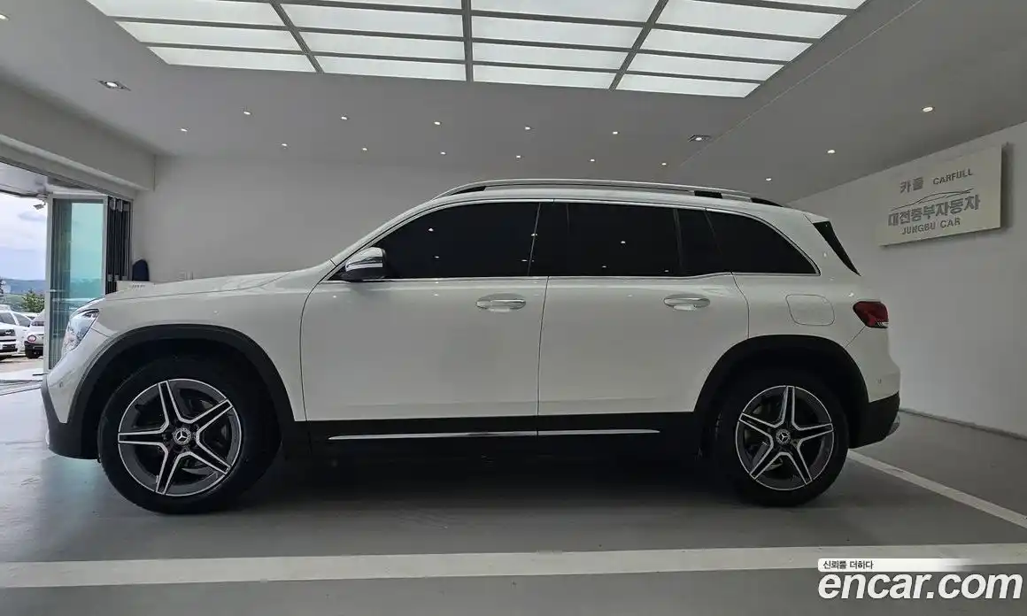 Mercedes-Benz GLB-Class 2021 2.0 гидро, фото 20