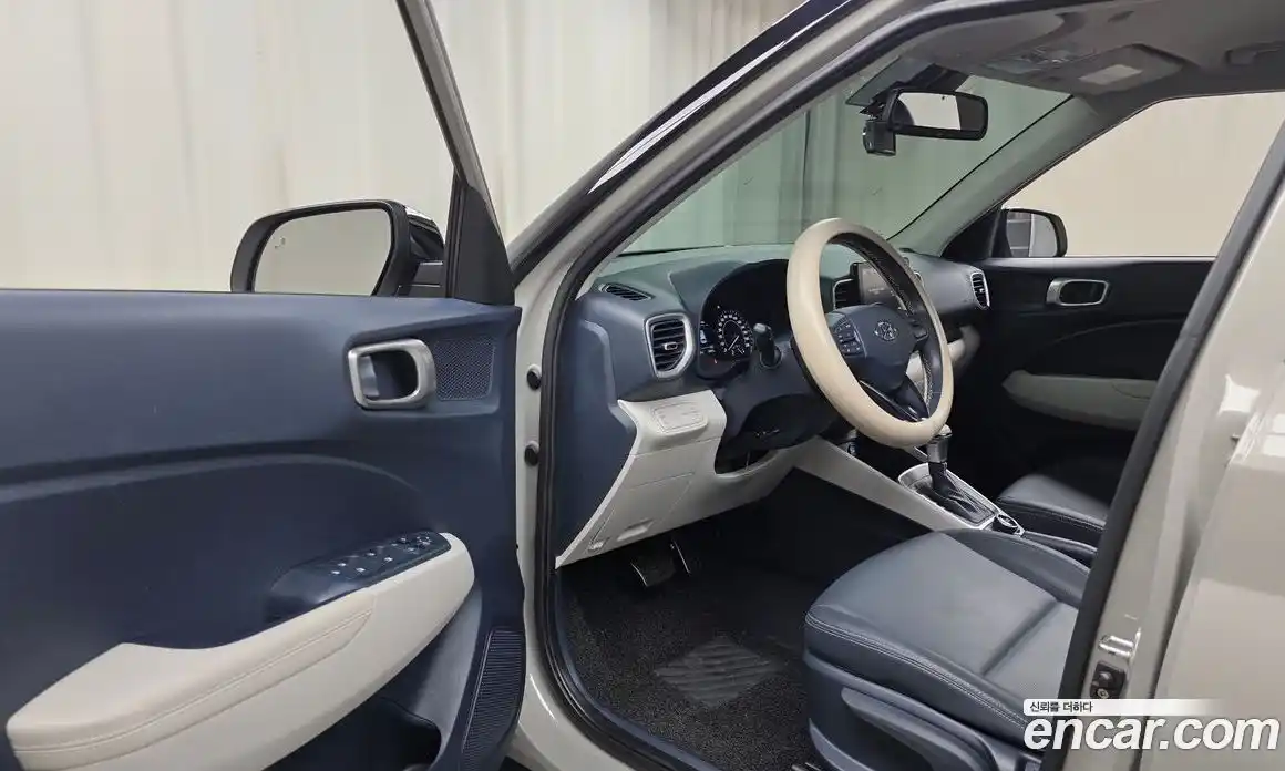 Hyundai Venue 2021 1.6 автомат (гидро), фото 13