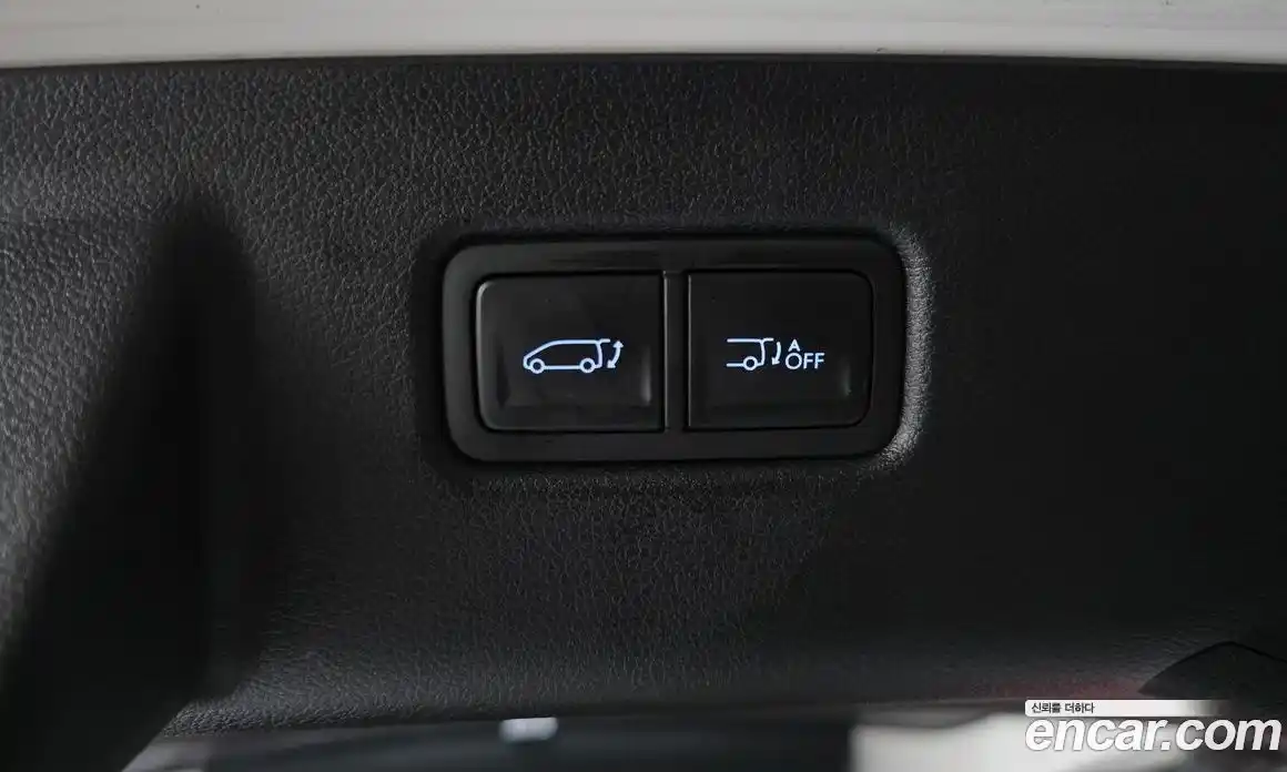 Hyundai Staria 2022 2.2 автомат (гидро), фото 22