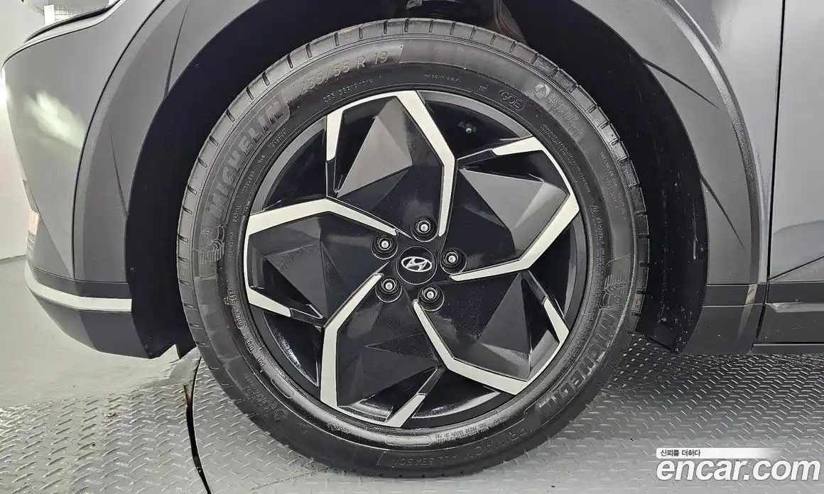 Hyundai Ioniq 5 2024 0.1 гидро, фото 5