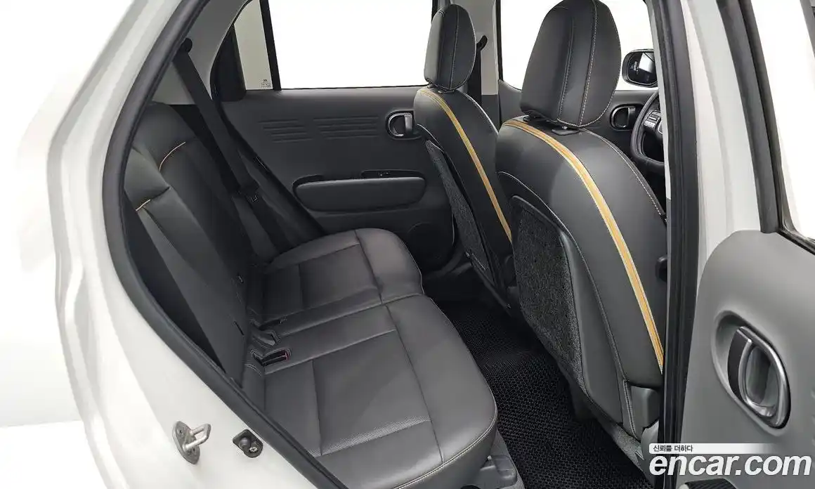 Hyundai Casper 2022 1.0 автомат (гидро), фото 18