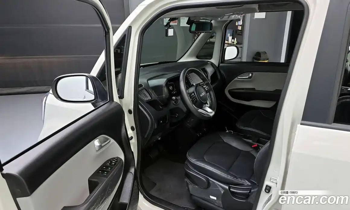 Kia Ray 2023 1.0 автомат (гидро), фото 10