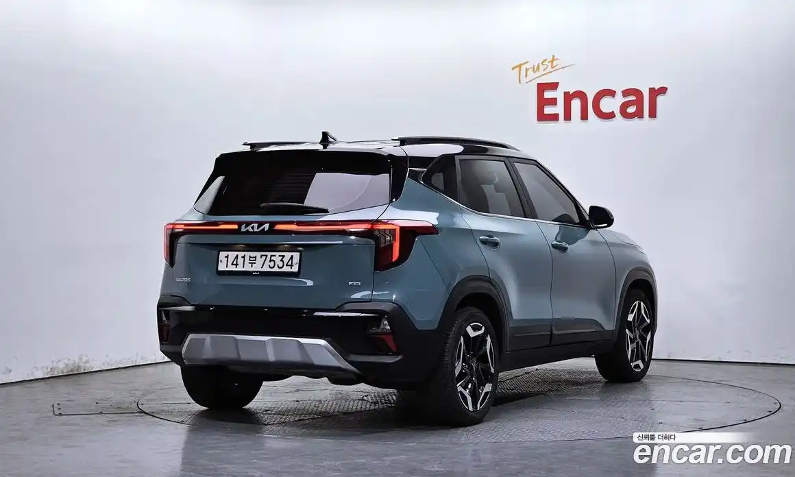 Kia Seltos 2022 1.6 автомат (гидро), фото 1