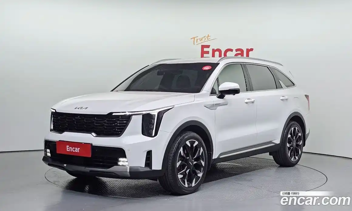 Kia Sorento 2023 2.5 автомат (гидро), фото 1