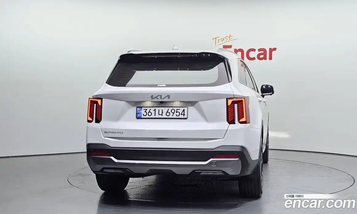 Kia Sorento 2023 2.5 автомат (гидро), фото 4
