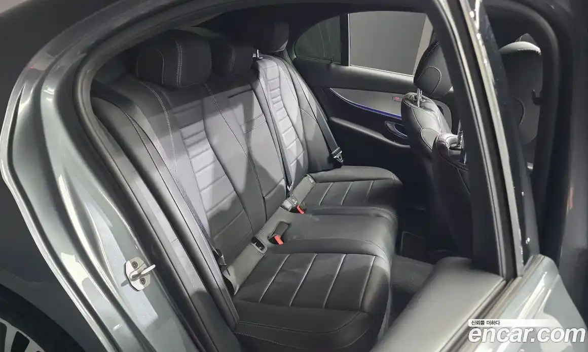 Mercedes-Benz E-Class 2021 2.0 автомат (гидро), фото 18