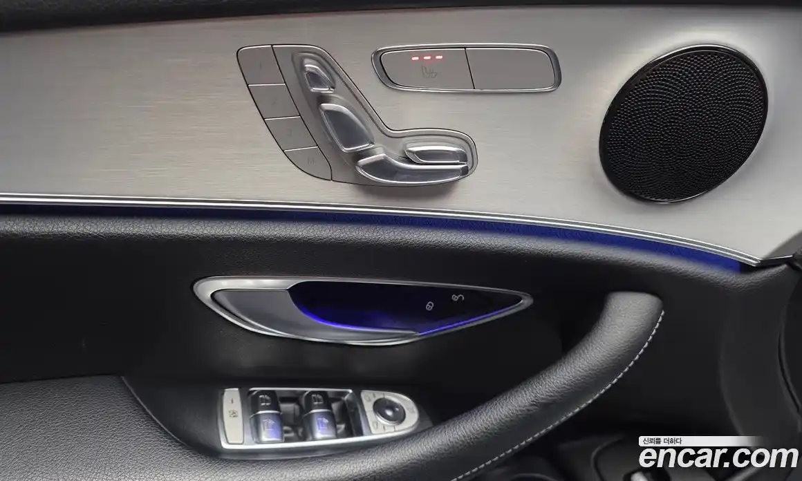 Mercedes-Benz E-Class 2021 2.0 автомат (гидро), фото 27