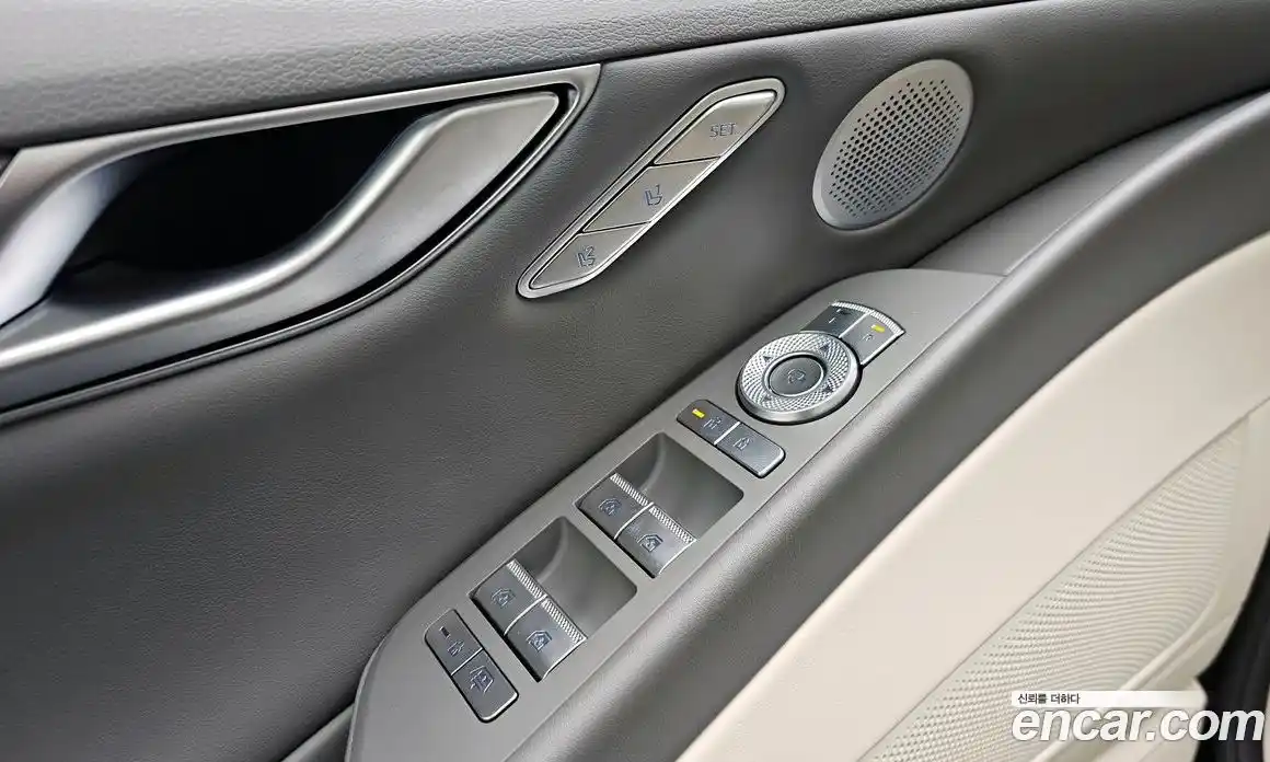 Genesis G80 2025 2.5 автомат (гидро), фото 15