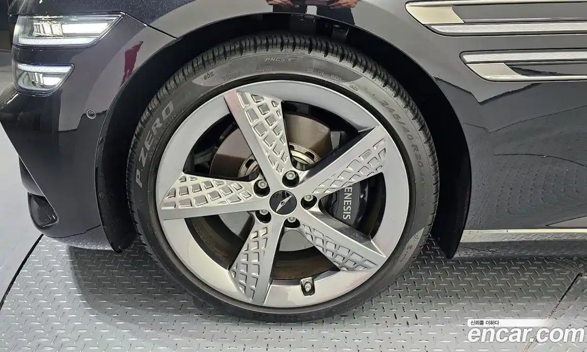 Genesis G80 2025 2.5 автомат (гидро), фото 5