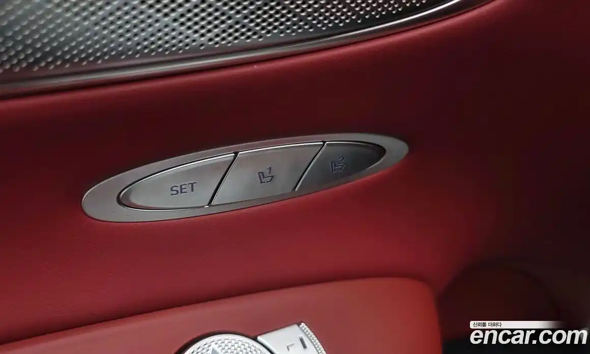 Genesis GV70 2023 2.5 автомат (гидро), фото 28