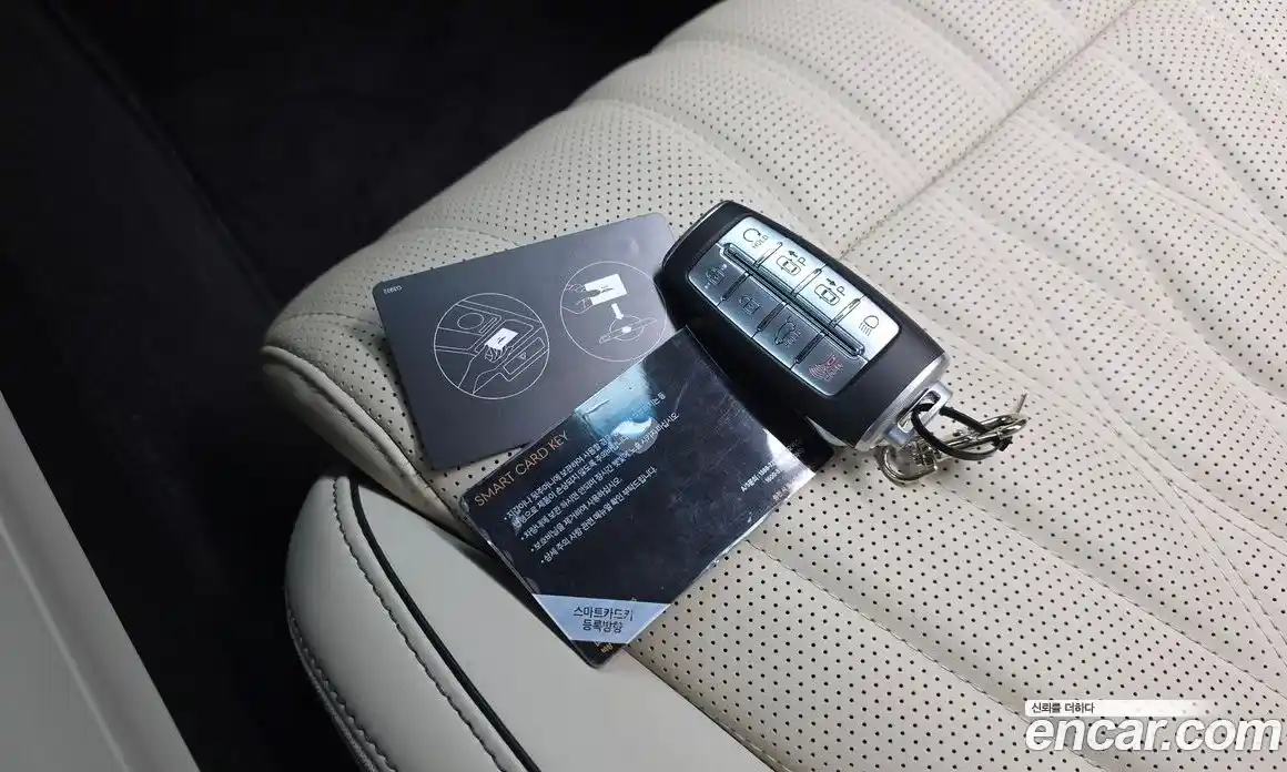 Genesis GV70 2023 3.5 автомат (гидро), фото 26