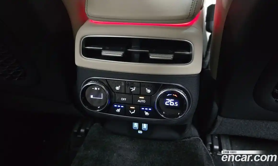 Genesis GV70 2023 3.5 автомат (гидро), фото 30