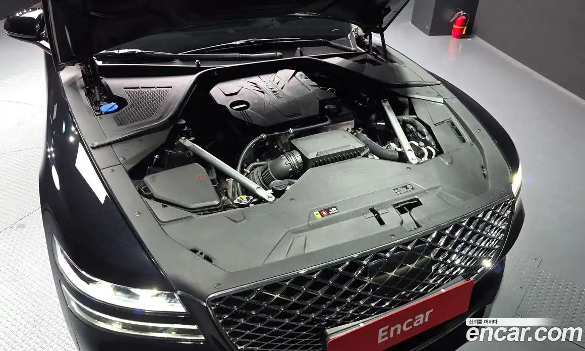 Genesis G80 2022 2.5 автомат (гидро), фото 6