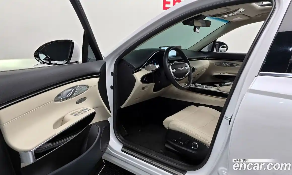 Genesis GV70 2021 2.5 гидро, фото 10