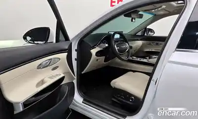 Genesis GV70 2021 2.5 гидро, миниатюра 10