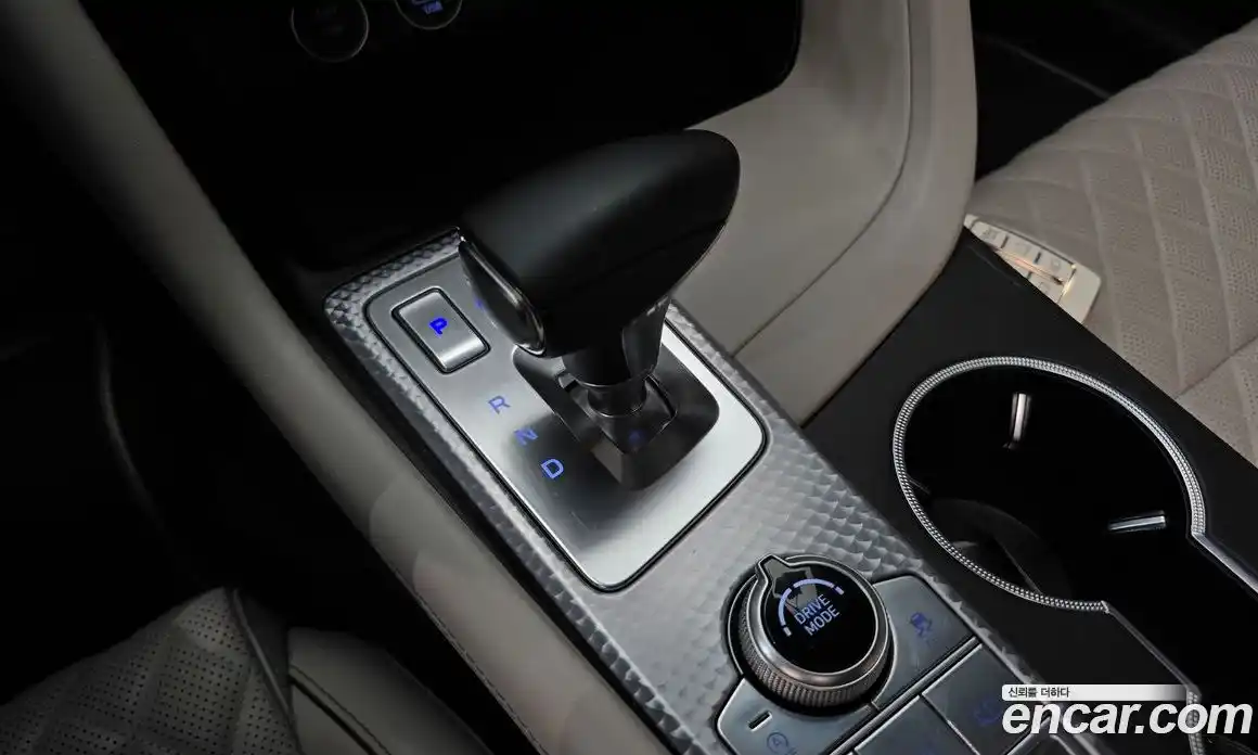 Genesis G70 2022 2.0 гидро, фото 9