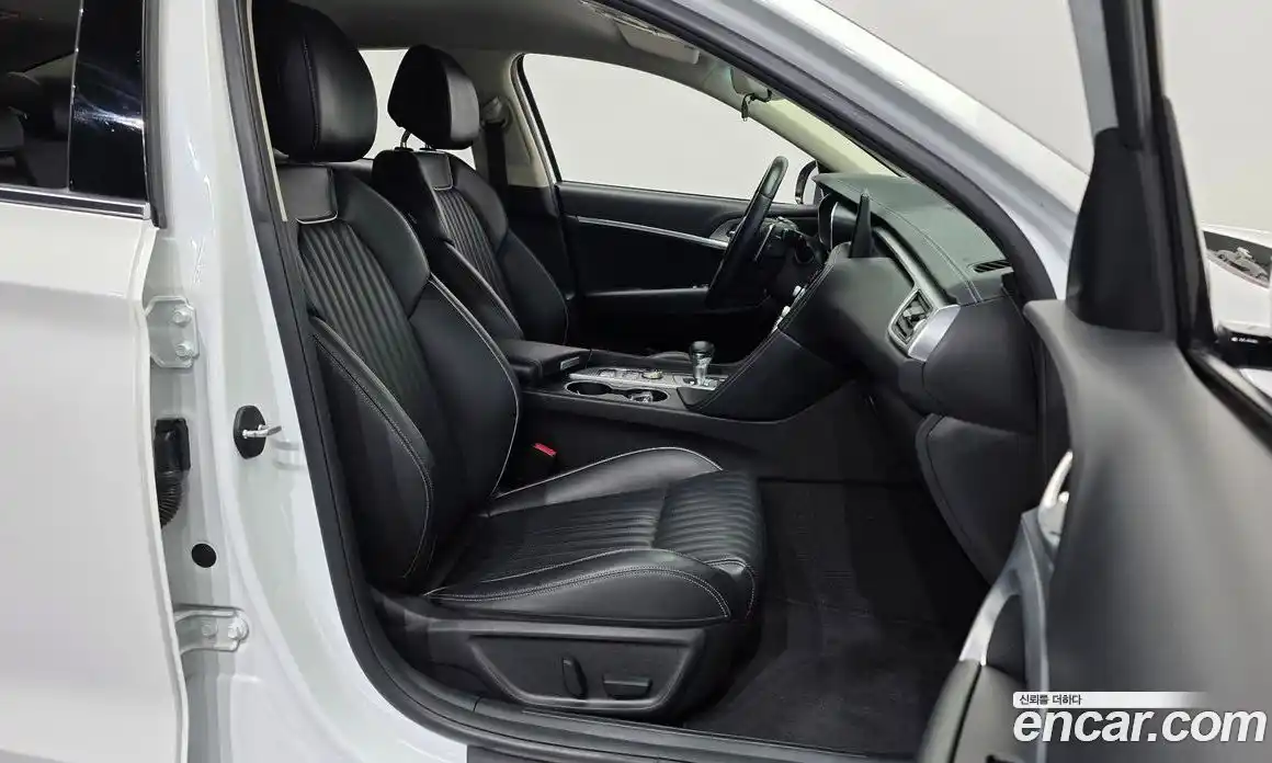 Genesis G70 2021 2.0 гидро, фото 11