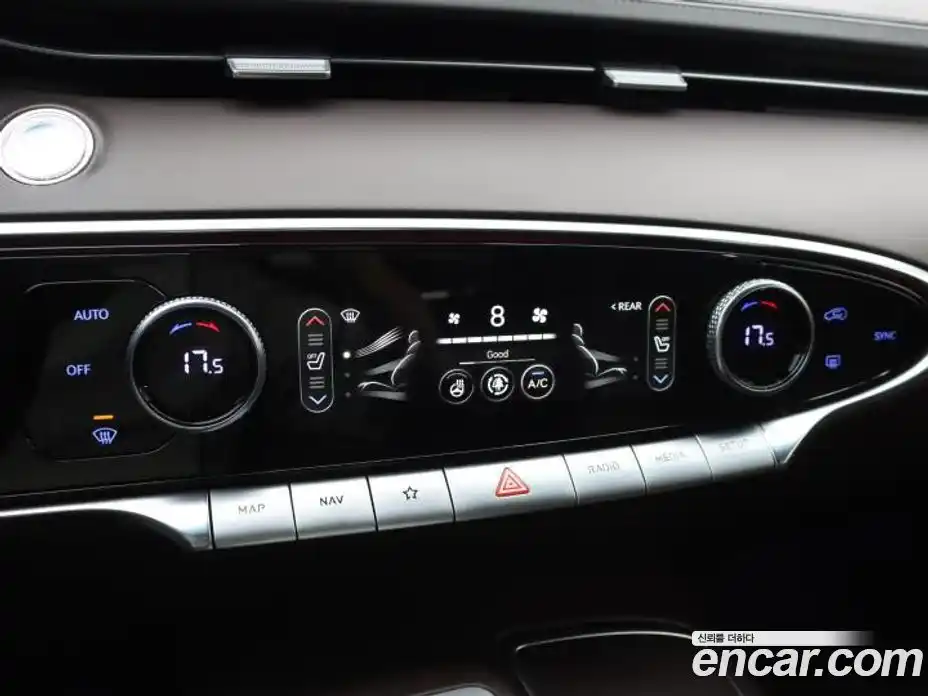 Genesis GV70 2022 2.5 гидро, фото 15