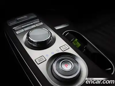 Genesis GV70 2022 2.5 гидро, миниатюра 8