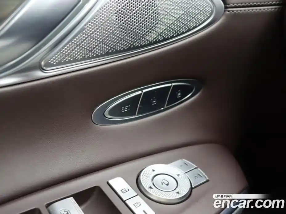 Genesis GV70 2022 2.5 гидро, фото 10