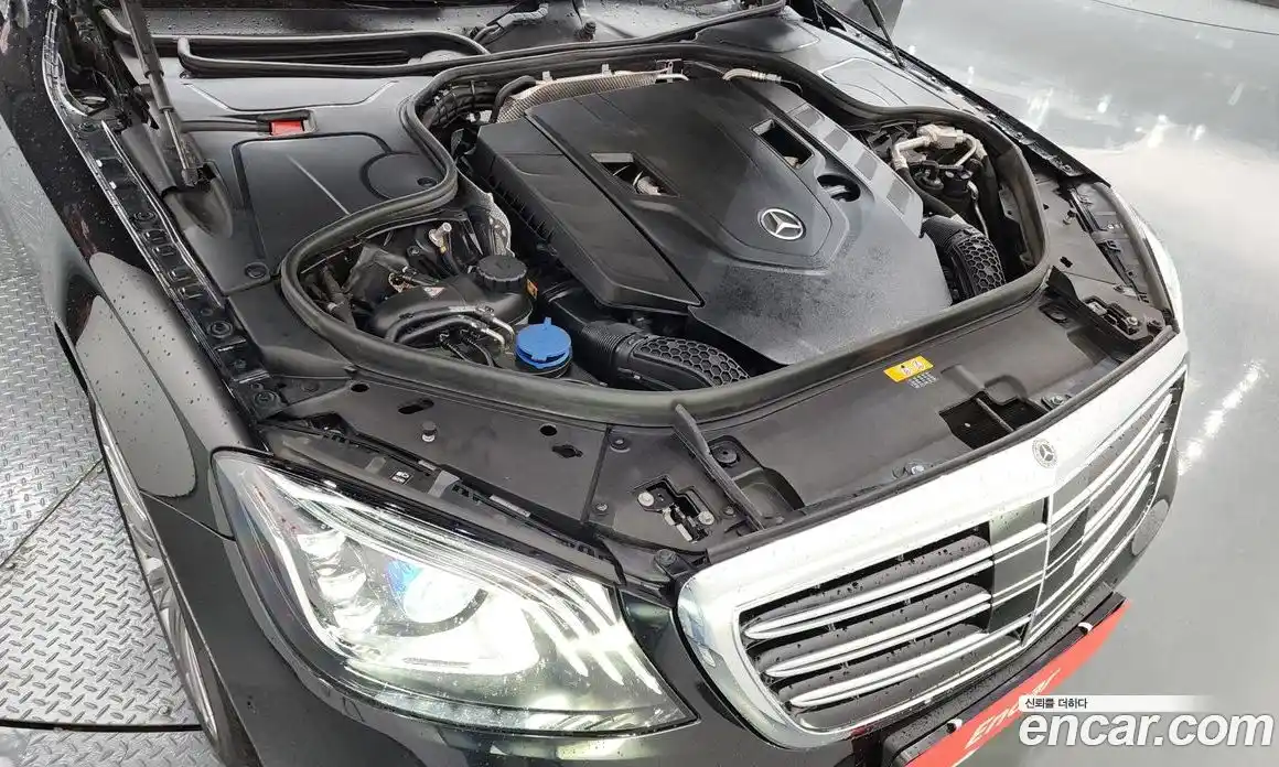 Mercedes-Benz S-Class 2019 4.0 автомат (гидро), фото 6